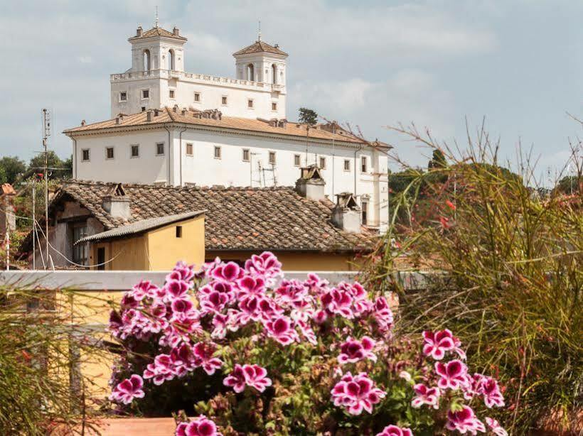 Отель Palazzo Venere Рим Экстерьер фото